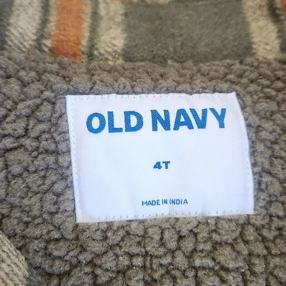 Old Navy Plaid Toddler Shacket Snap Buttons Sherpa Lining Pockets 4T - Picture 5 of 14